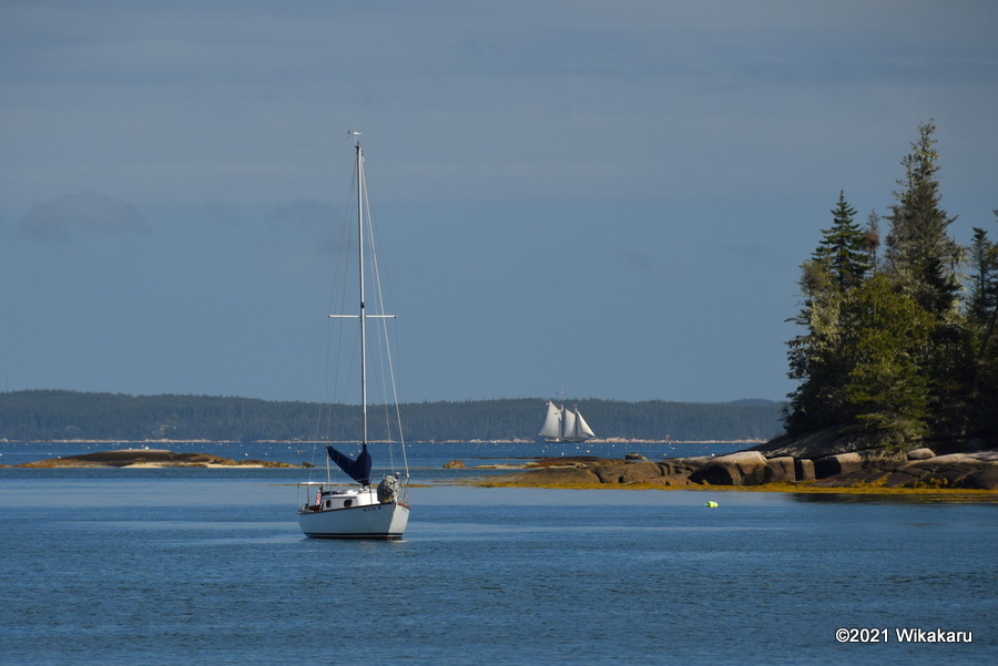 Arietta at anchor, Hell's Half Acre