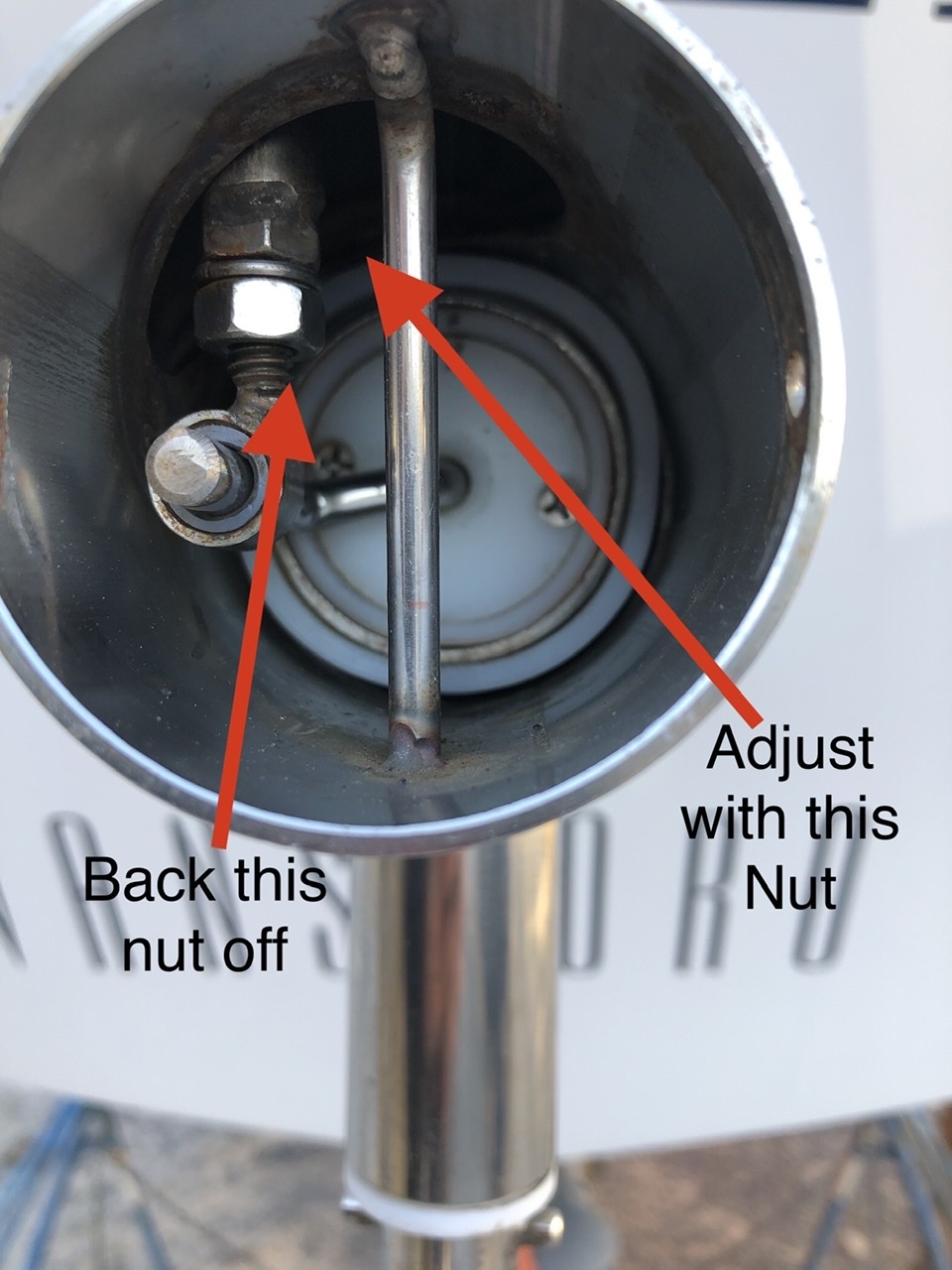 This is the booger I had to adjust to realign the air-blade and servo-blade. Normally you never have to touch this.