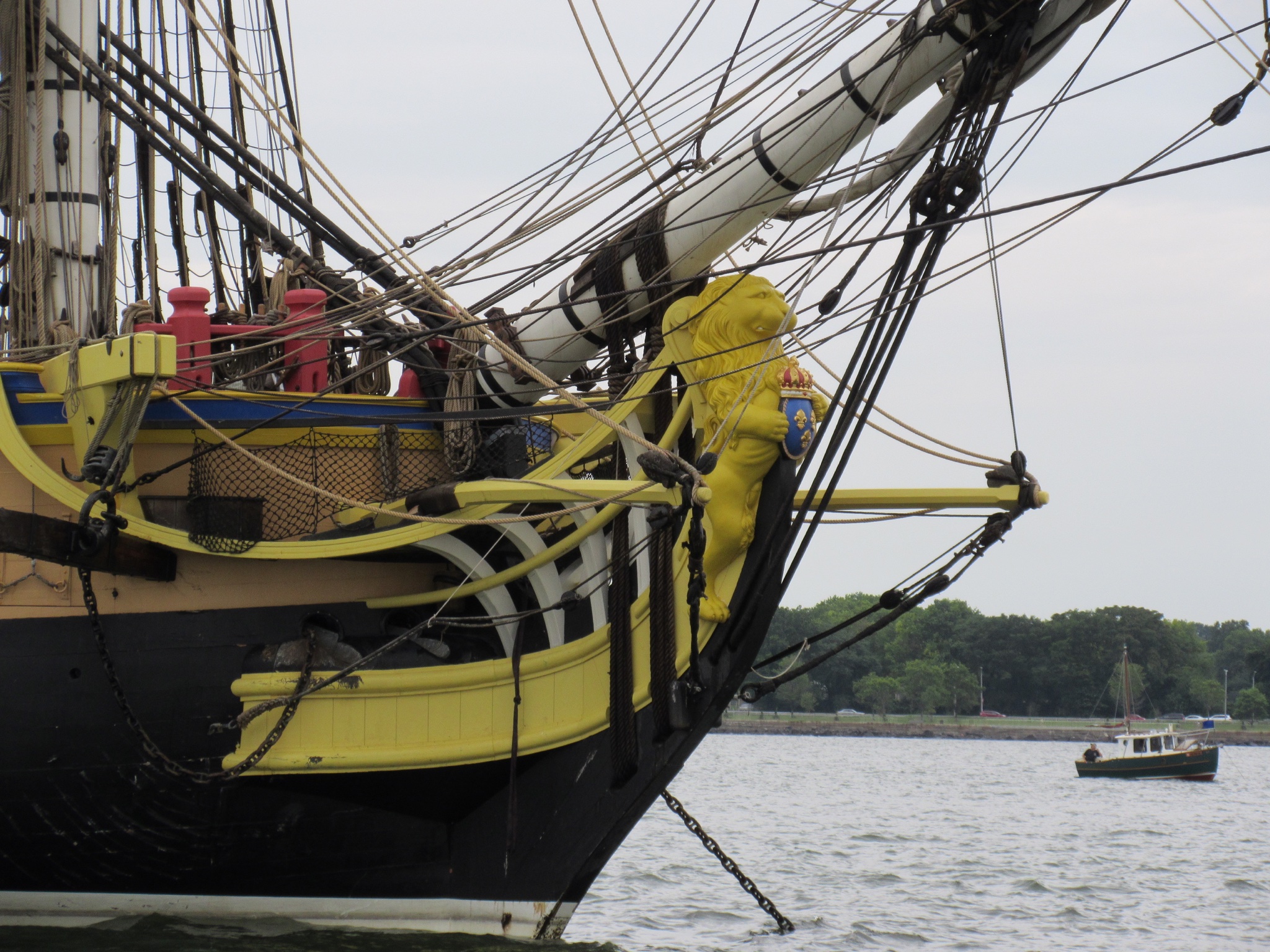 l'Hermione's figurehead.