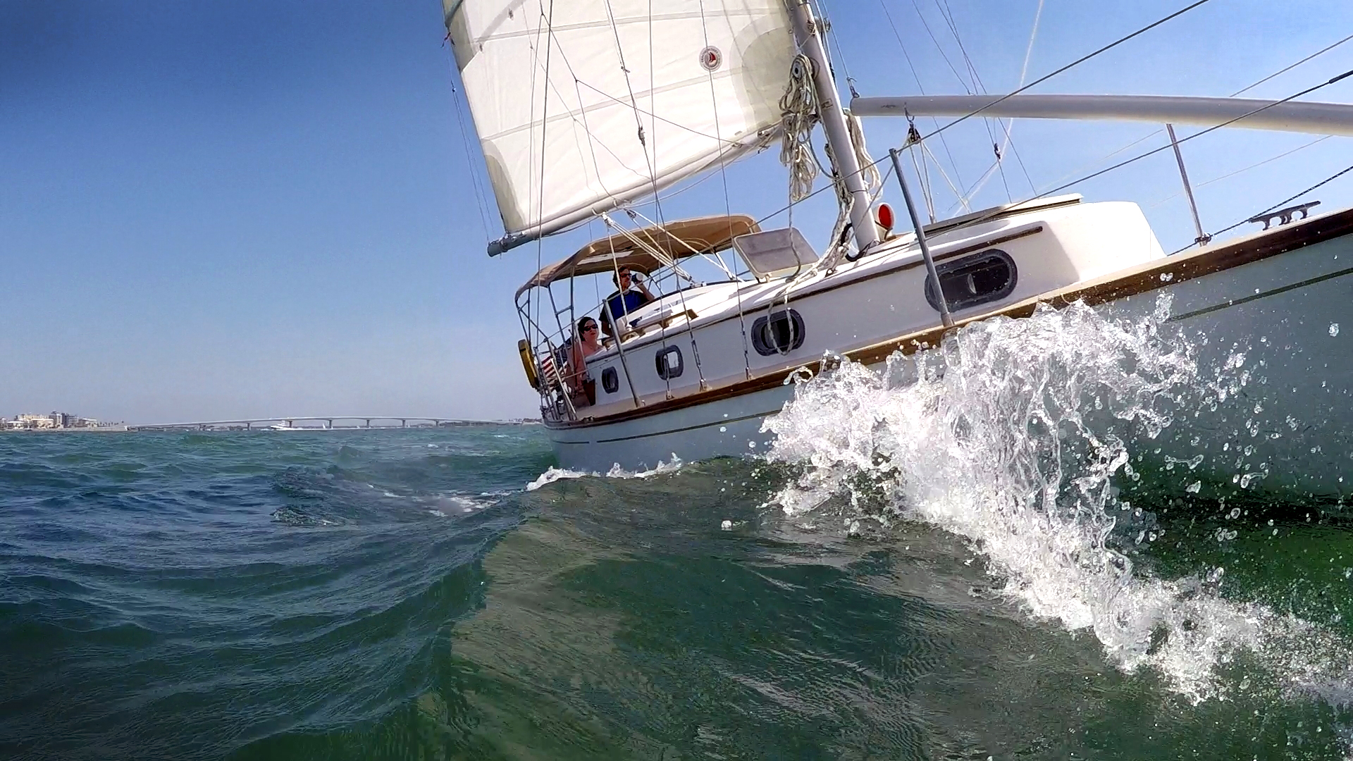 Momentum_on_Sarasota_Bay.jpg