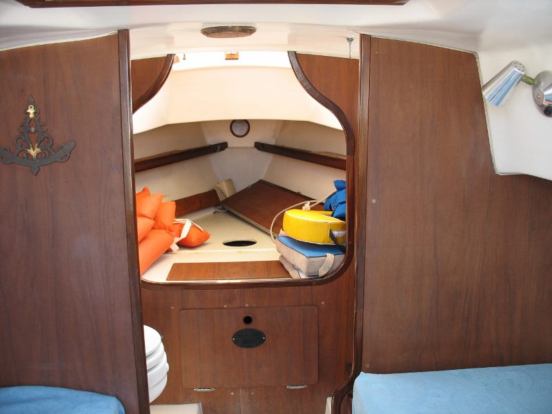 Cape Dory 25 006 (2) (800x600).jpg