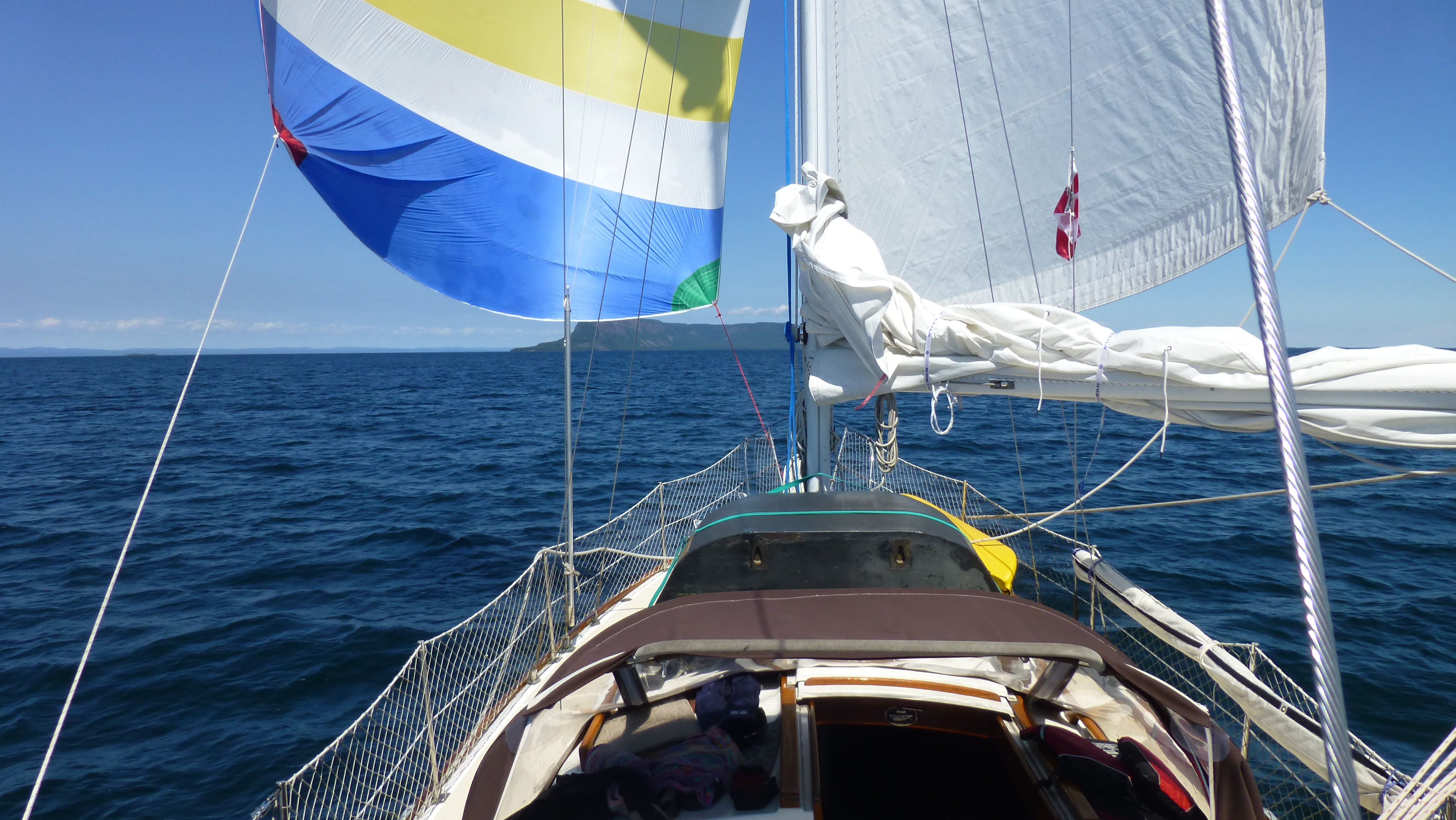 The 'patented' doubled headsail rig sailing to Tee Harbour.