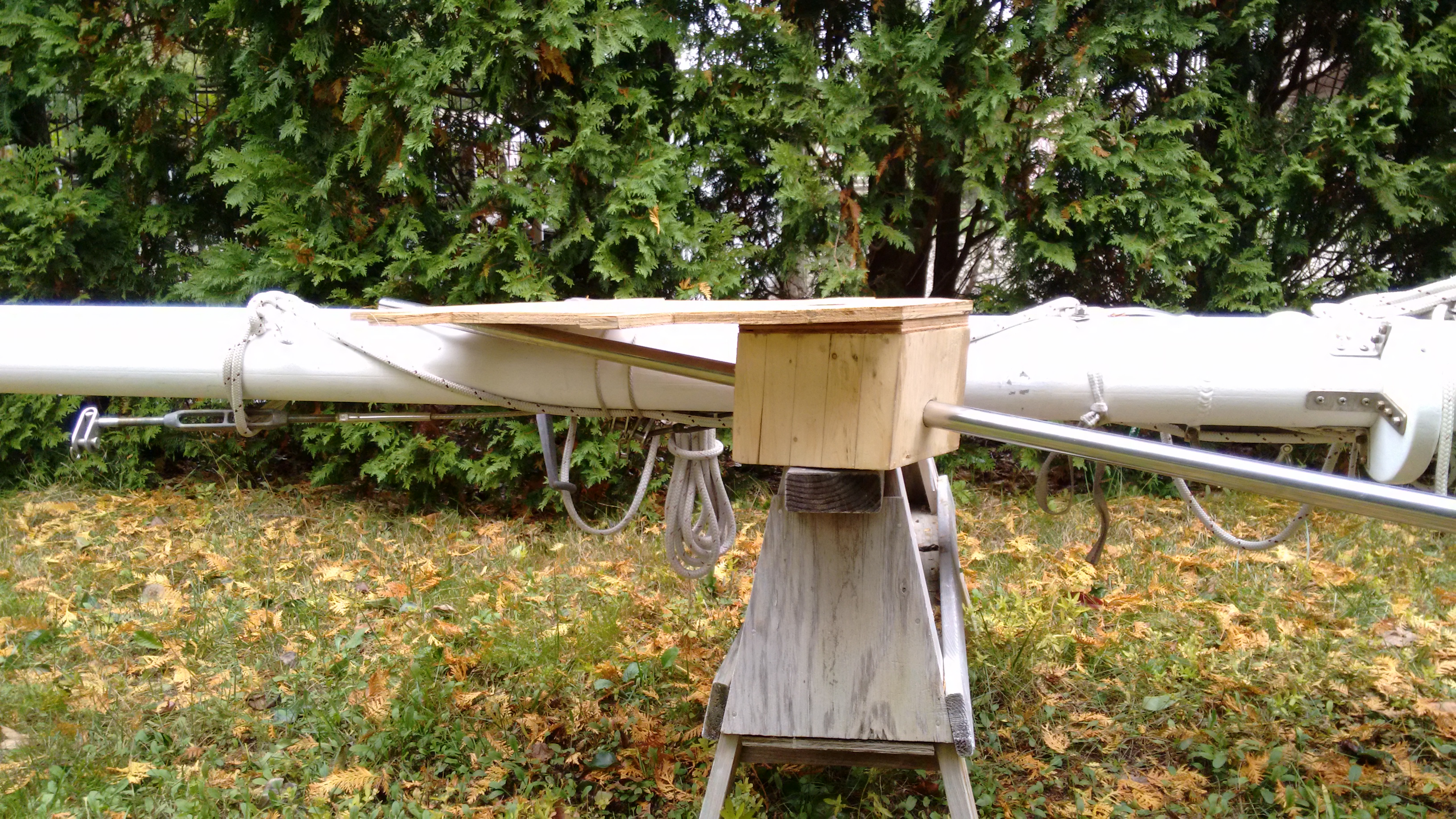 The engine jig.  Shaft is at a 7 deg. down <br />angle.