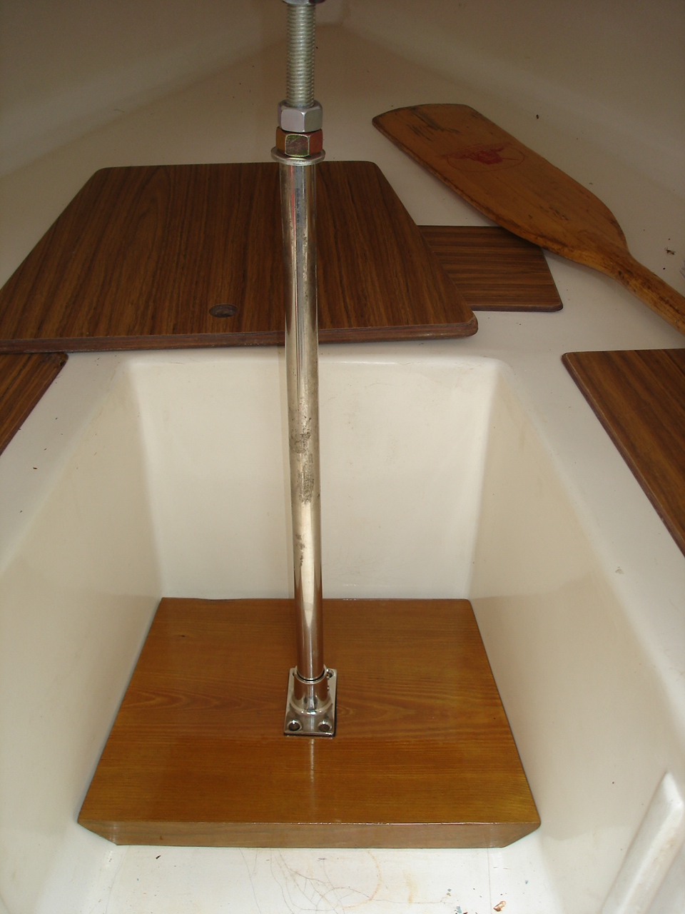 block set over tabernacle bolt heads with stanchion socket screwed in place